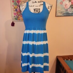 Soybu Modal Blend Blue/White Tie-Dye Midi Dress, Built In Bra, Ruffle EUC, Small